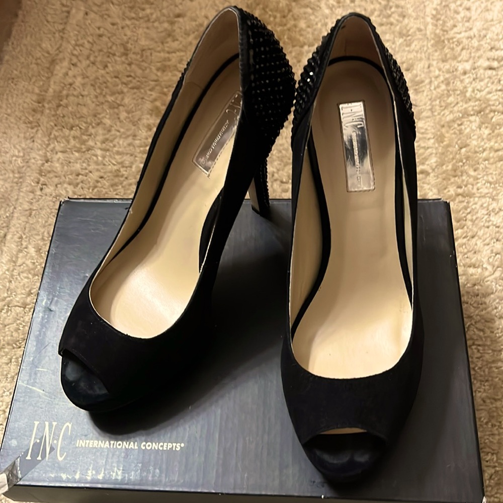 Black suede evening pump size 8